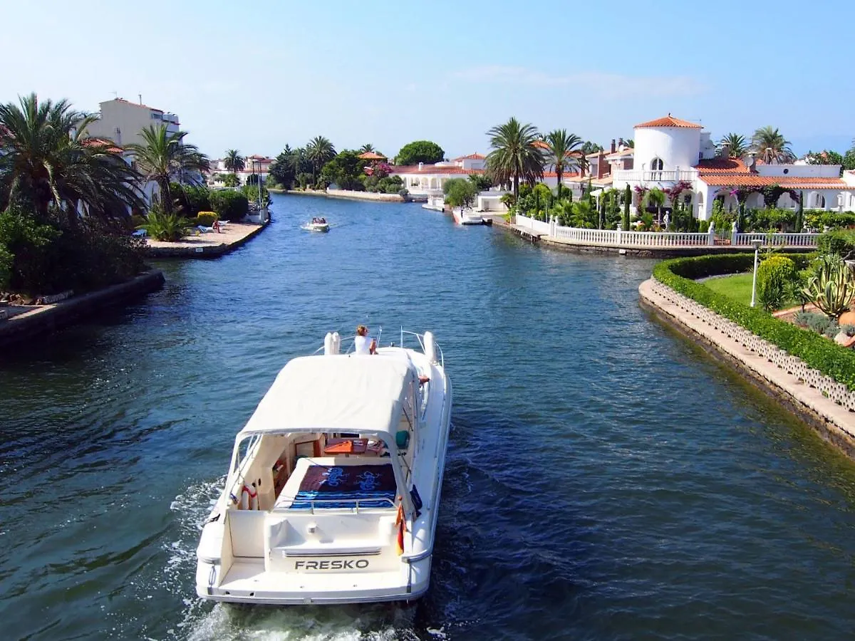 Apartment Sol I Canal By Interhome Empuriabrava